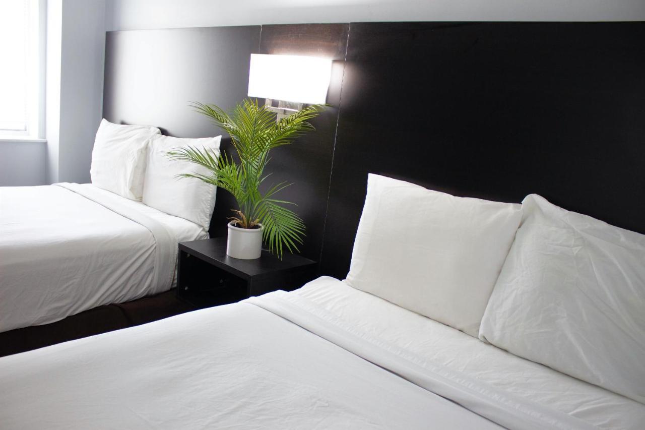 Sun & Sand Resort Oceanfront Suites Virginia Beach Exterior photo